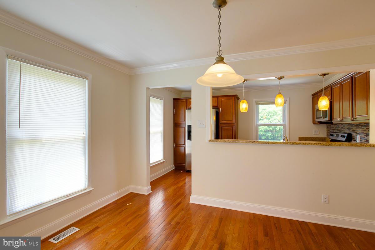 12 Congaree Court Baltimore, MD 21236 - Photo 7 of 25 Dining Room