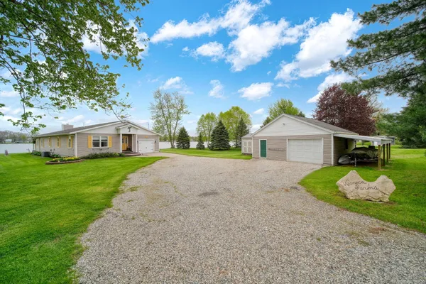 $525,000 | 351 Moser Drive, Bronson, MI 49028