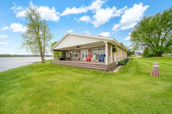 $525,000 | 351 Moser Drive, Bronson, MI 49028
