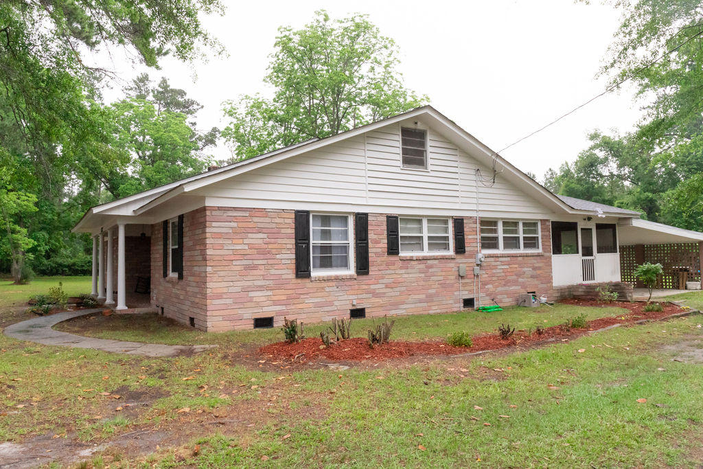 1222 Stokes Road Walterboro, SC 29488 - Photo 2 of 40 IMG_1306
