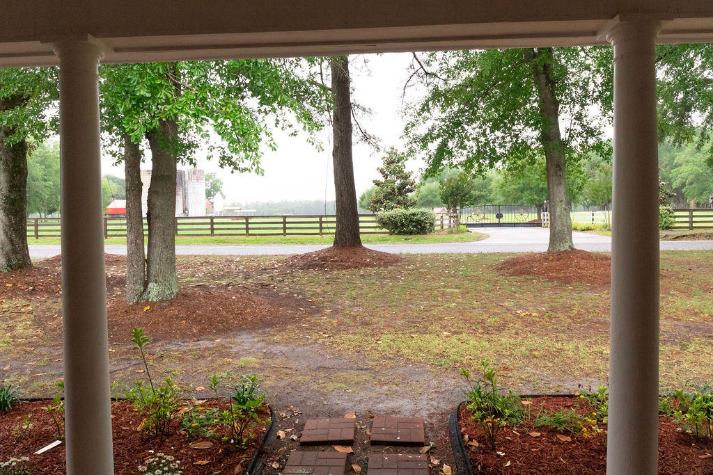 1222 Stokes Road Walterboro, SC 29488 - Photo 3 of 40 IMG_1310