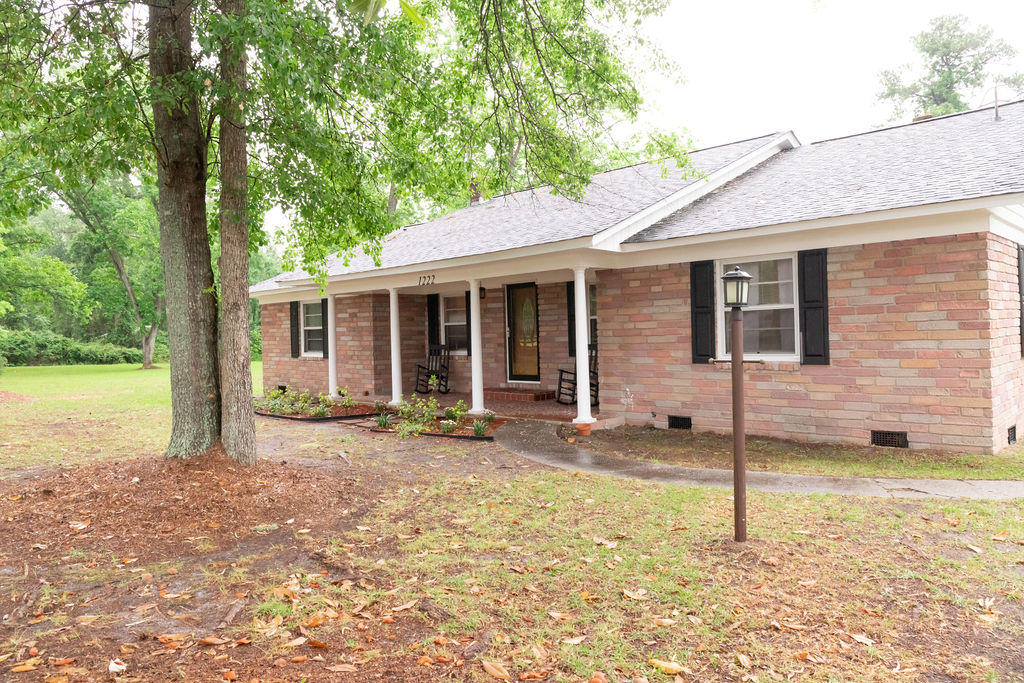 1222 Stokes Road Walterboro, SC 29488 - Photo 5 of 40 IMG_1301