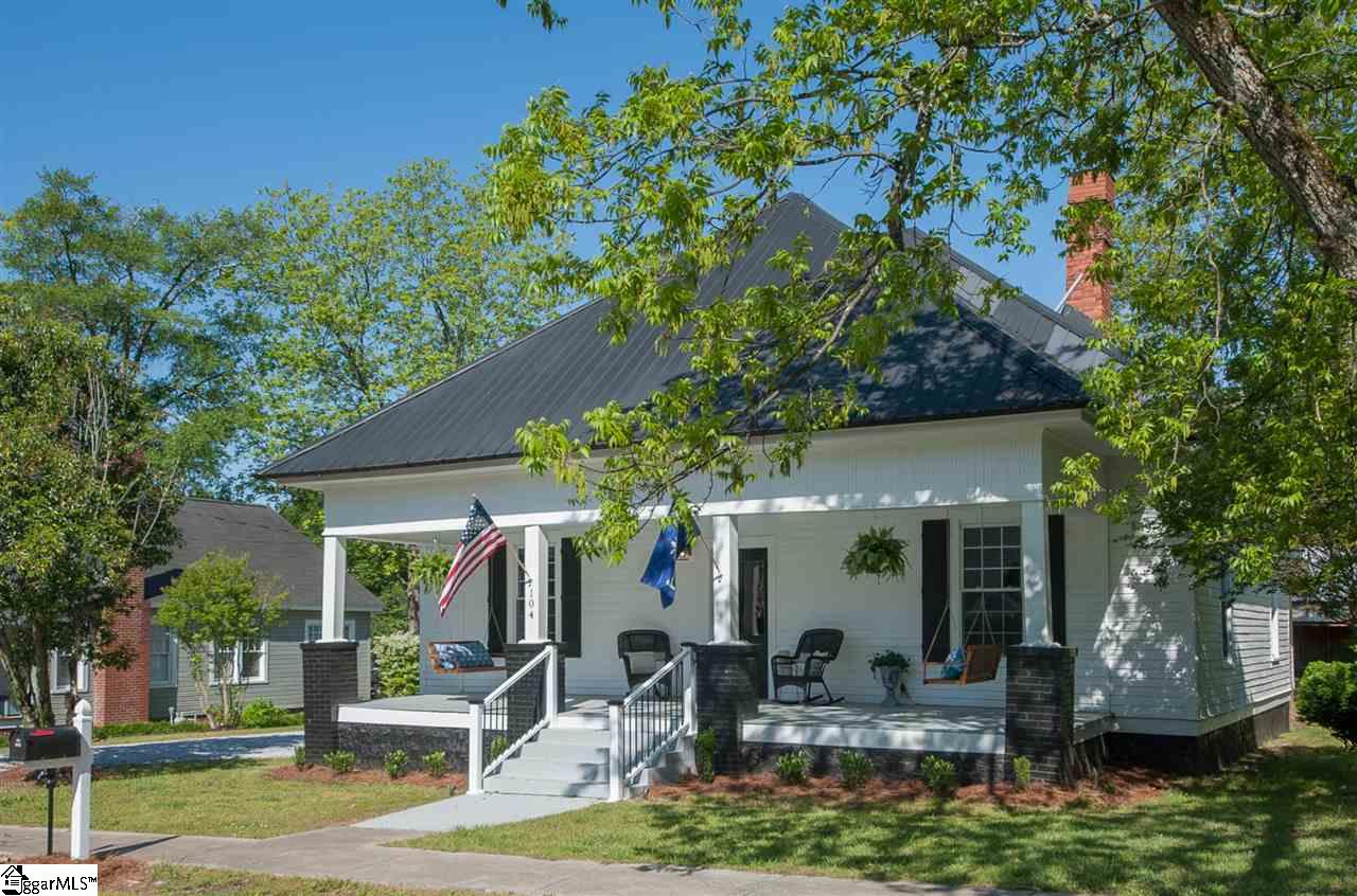 104 Craig Street Fountain Inn, SC 29644 - Photo 2 of 34