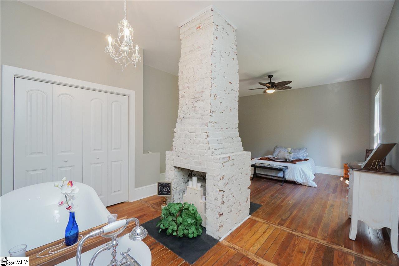 104 Craig Street Fountain Inn, SC 29644 - Photo 3 of 34