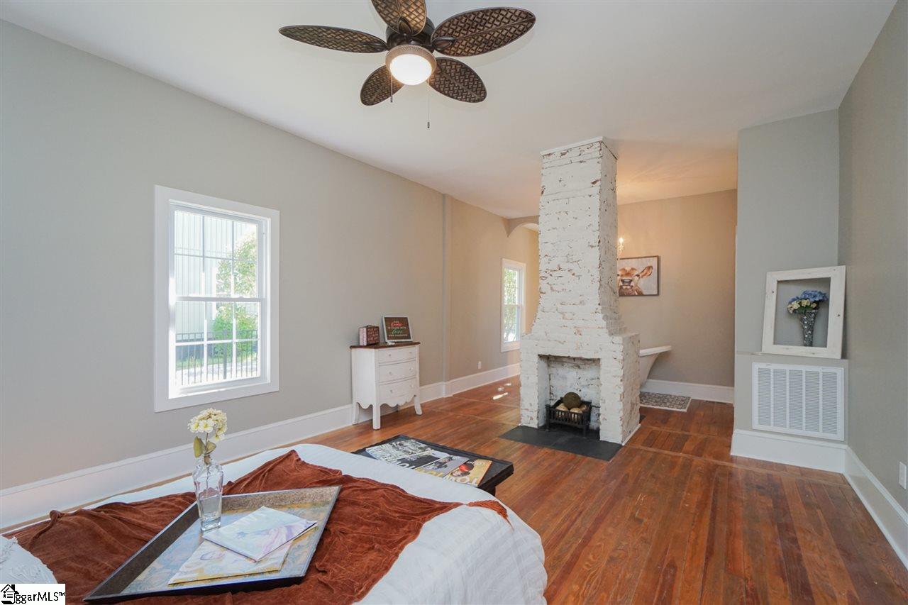104 Craig Street Fountain Inn, SC 29644 - Photo 4 of 34