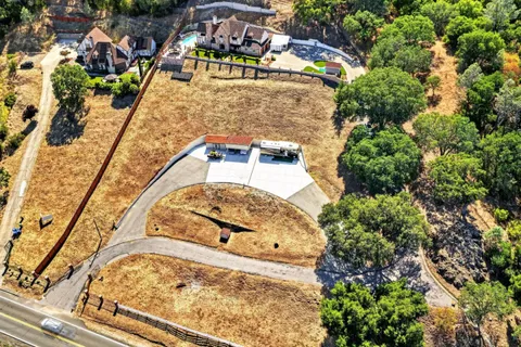$2,999,000 | 17005 Uvas Road, Morgan Hill, CA 95037