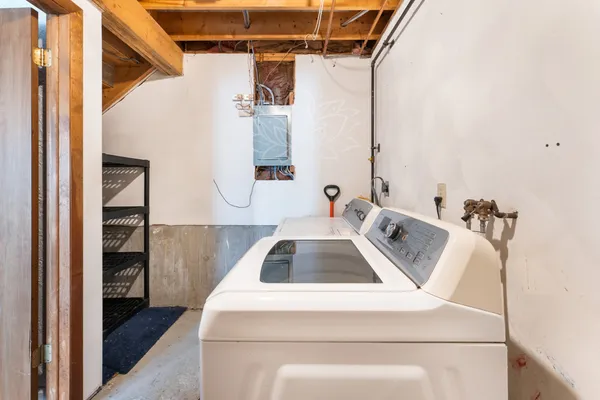 $1,500 | 621 North Rogers Avenue, Unit 2, Endicott, NY 13760