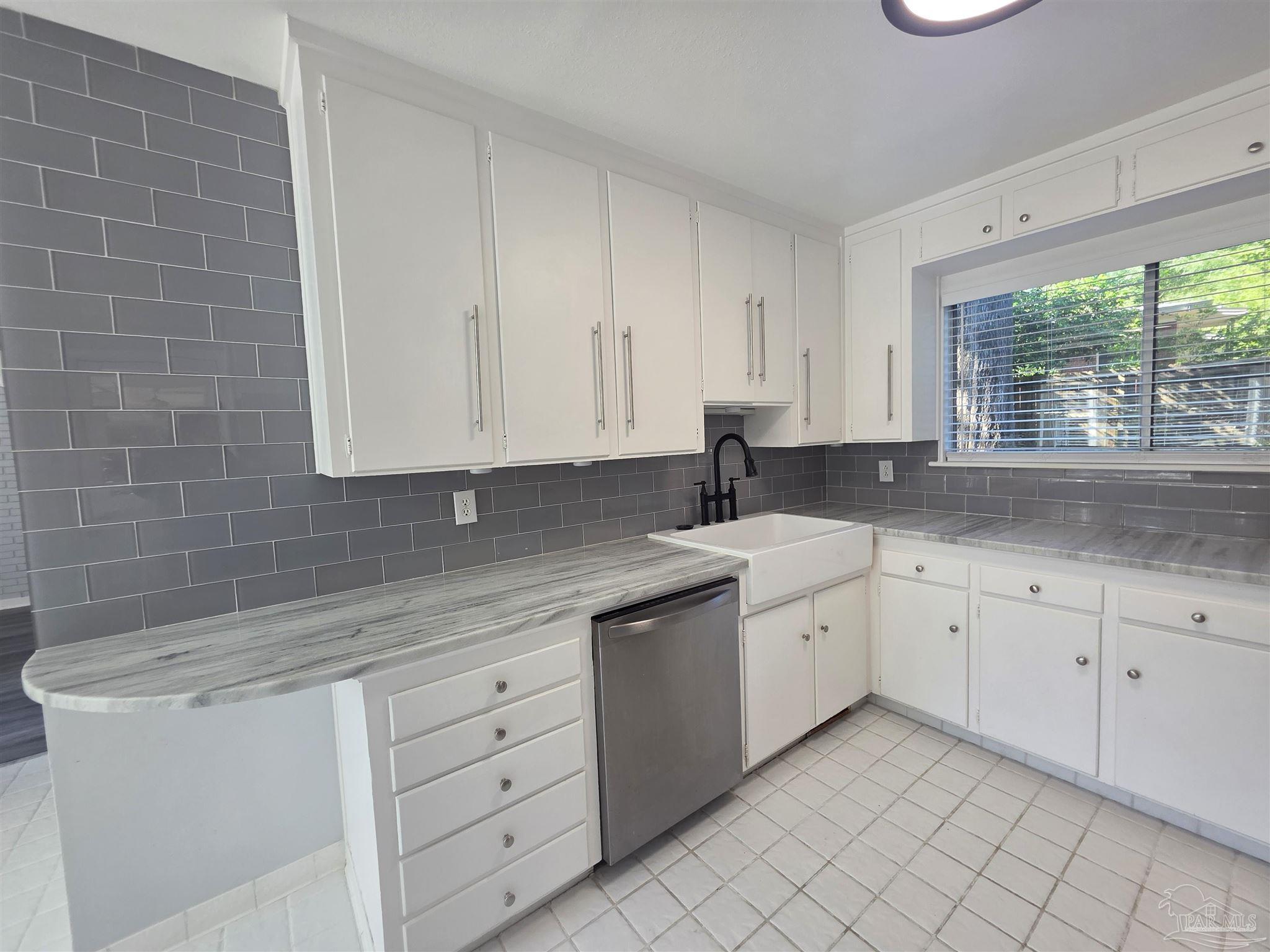 243 Euclid Road Pensacola, FL 32503 - Photo 10 of 35 Gallery Image 10