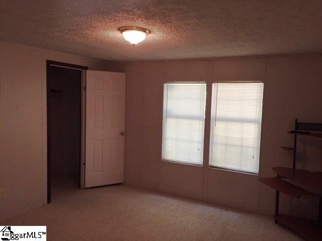 1104 Wofford Shoals Road Fountain Inn, SC 29644 - Photo 13 of 16