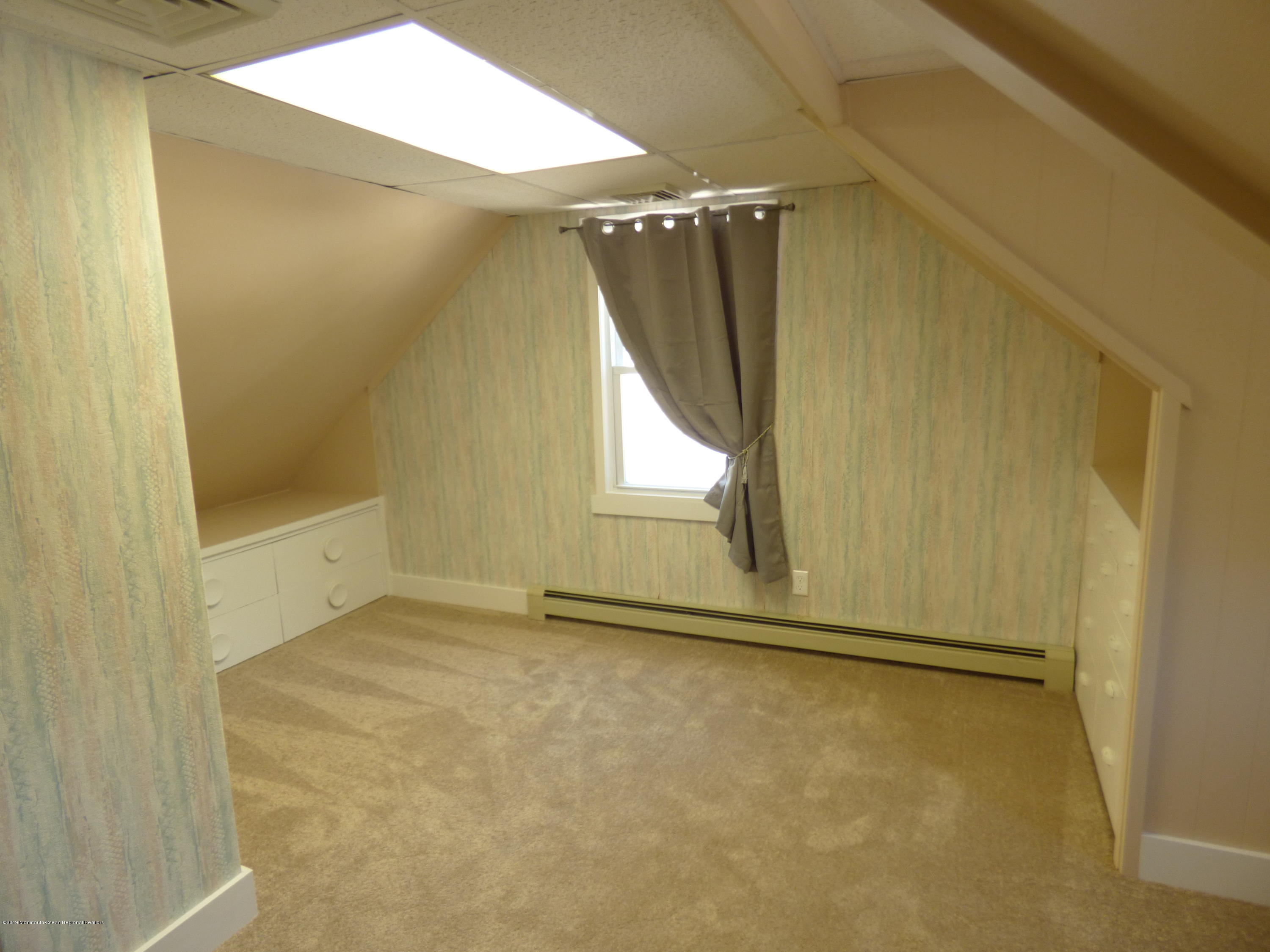 408 Moore Road Neptune Township, NJ 07753 - Photo 17 of 41 P1040279