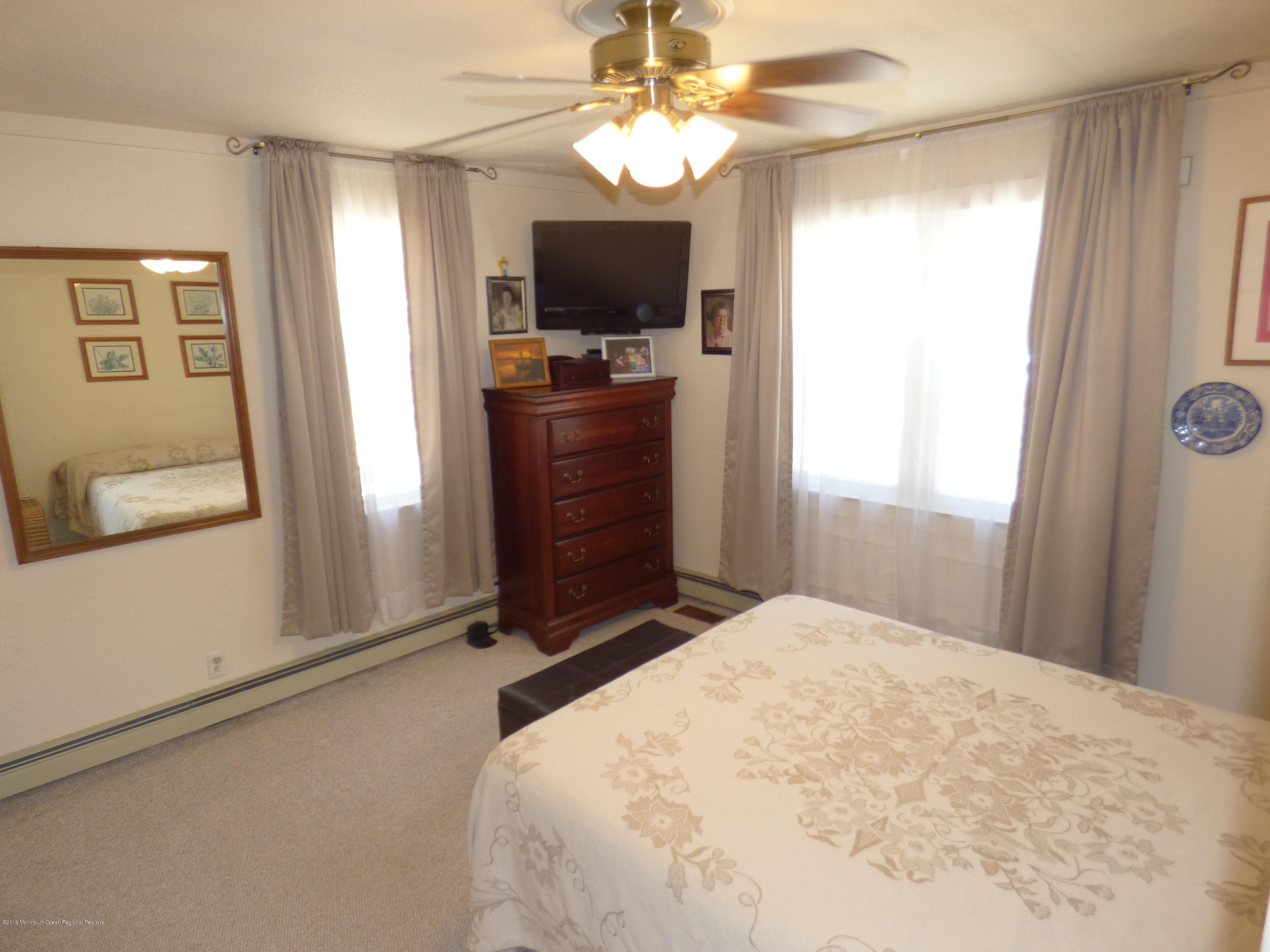 408 Moore Road Neptune Township, NJ 07753 - Photo 7 of 41 P1040337