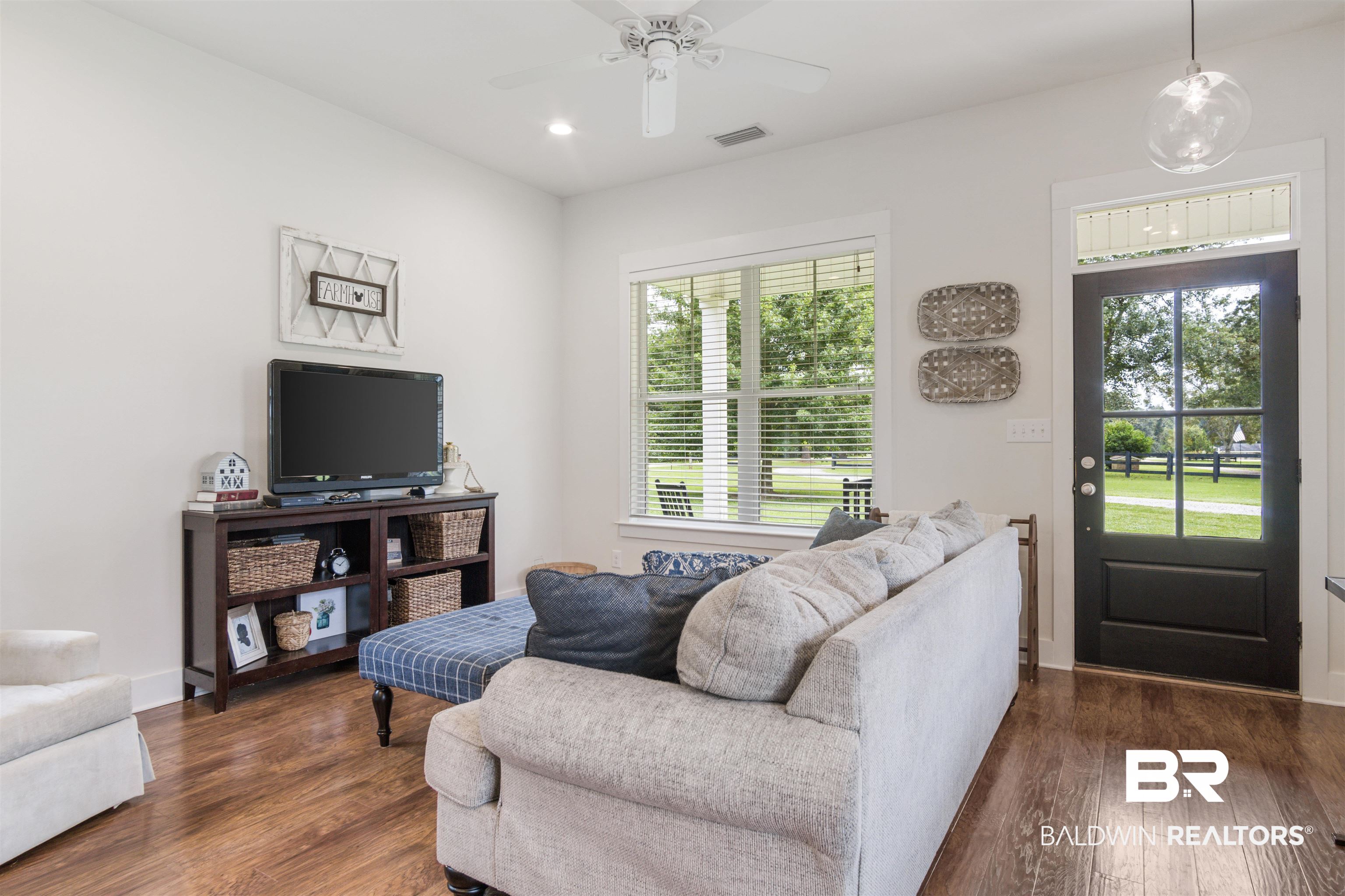 25727 Dawson Road Loxley, AL 36551 - Photo 6 of 40 Living Room