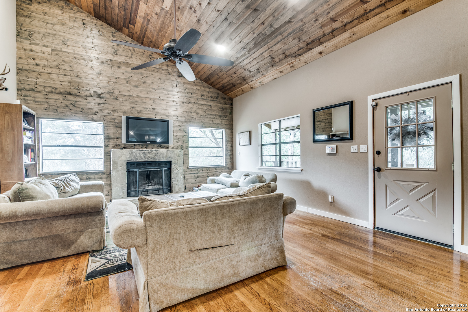 7821 Elk Drive Spring Branch, TX 78070 - Photo 4 of 26