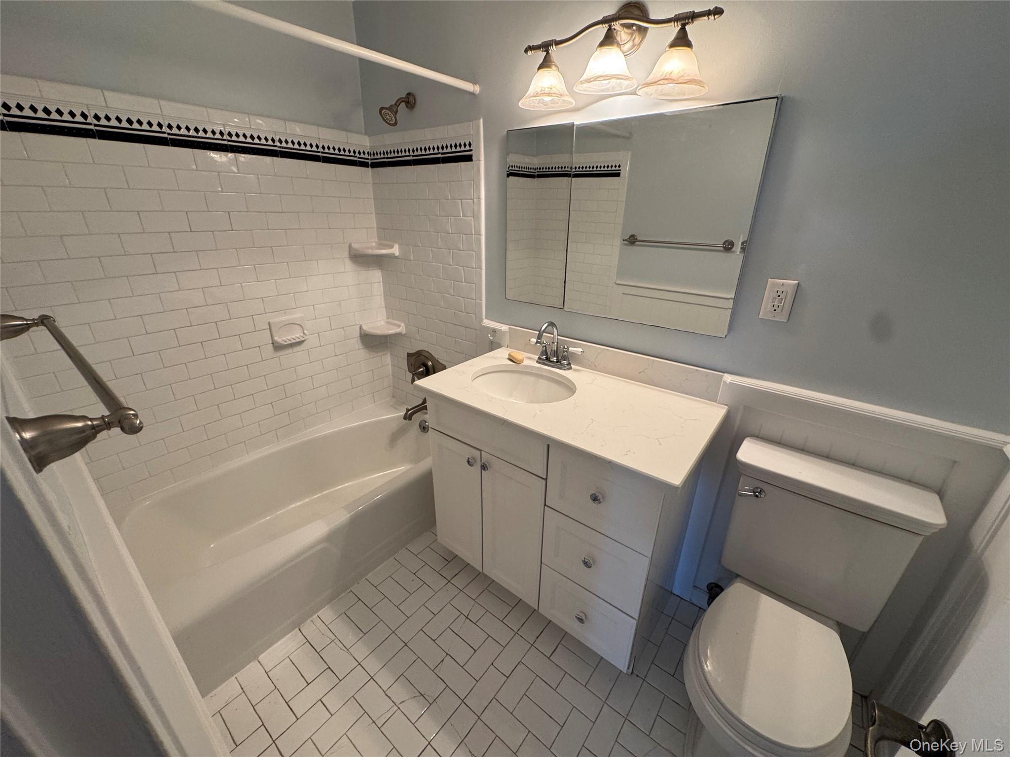 750 Shore Road, Unit 3A Long Beach, NY 11561 - Photo 11 of 19
