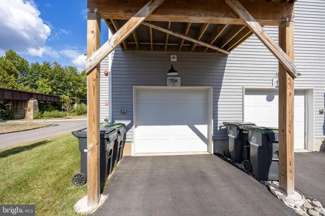 $389,500 | 750 Ore Street, Phoenixville, PA 19460