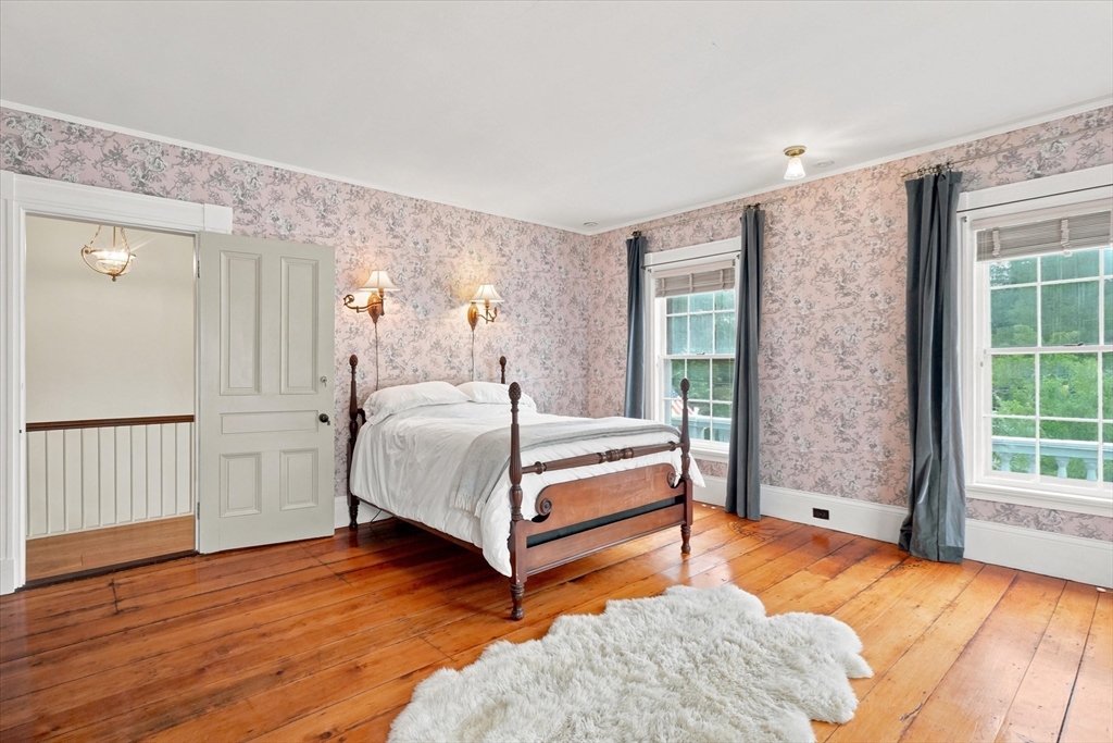266 Main Street North Andover, MA 01845 - Photo 28 of 42