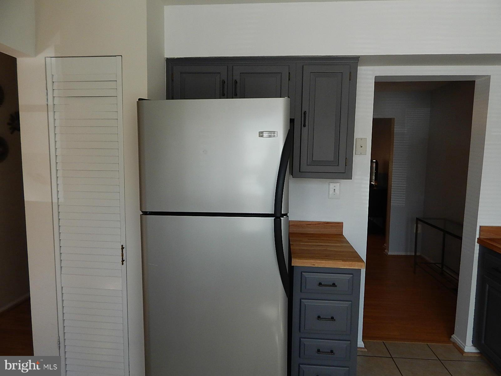 5909 Grand Banks Road Columbia, MD 21044 - Photo 3 of 16 Kitchen