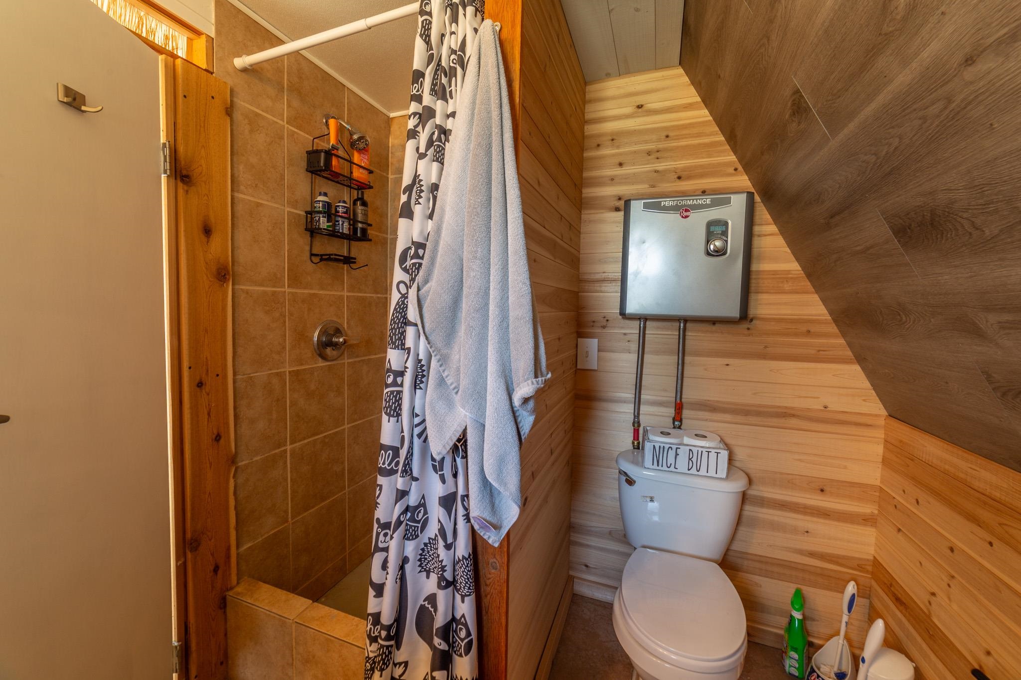 47 Lakeshore Drive Montello, WI 53949 - Photo 18 of 36