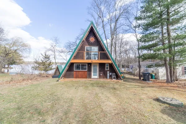 $249,900 | 47 Lakeshore Drive, Montello, WI 53949