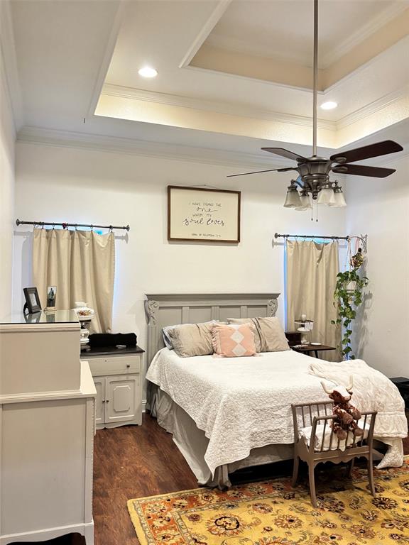 605 Jade Haughton, LA 71037 - Photo 6 of 34 Tray ceiling with recessed lighting and crown molding