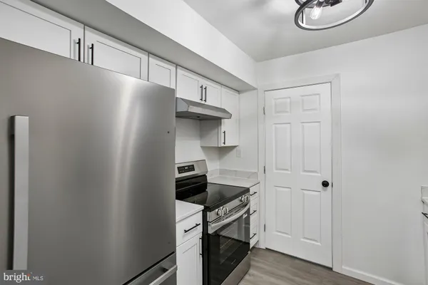 $305,000 | 3948 Sonora Place, Unit 88D, Alexandria, VA 22309