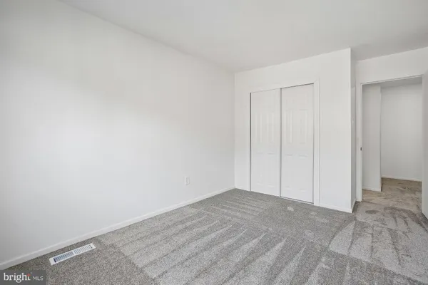 $305,000 | 3948 Sonora Place, Unit 88D, Alexandria, VA 22309