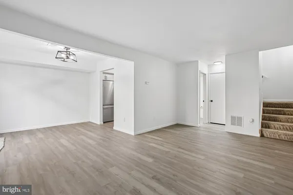 $305,000 | 3948 Sonora Place, Unit 88D, Alexandria, VA 22309