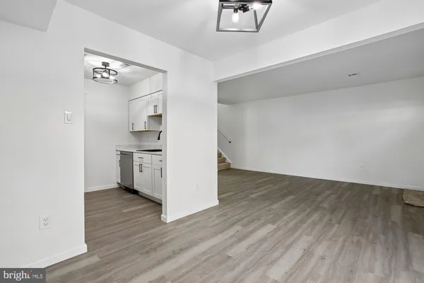 $305,000 | 3948 Sonora Place, Unit 88D, Alexandria, VA 22309