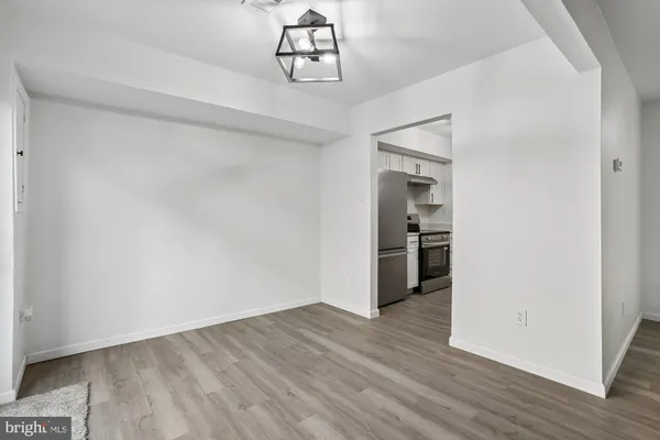 $305,000 | 3948 Sonora Place, Unit 88D, Alexandria, VA 22309