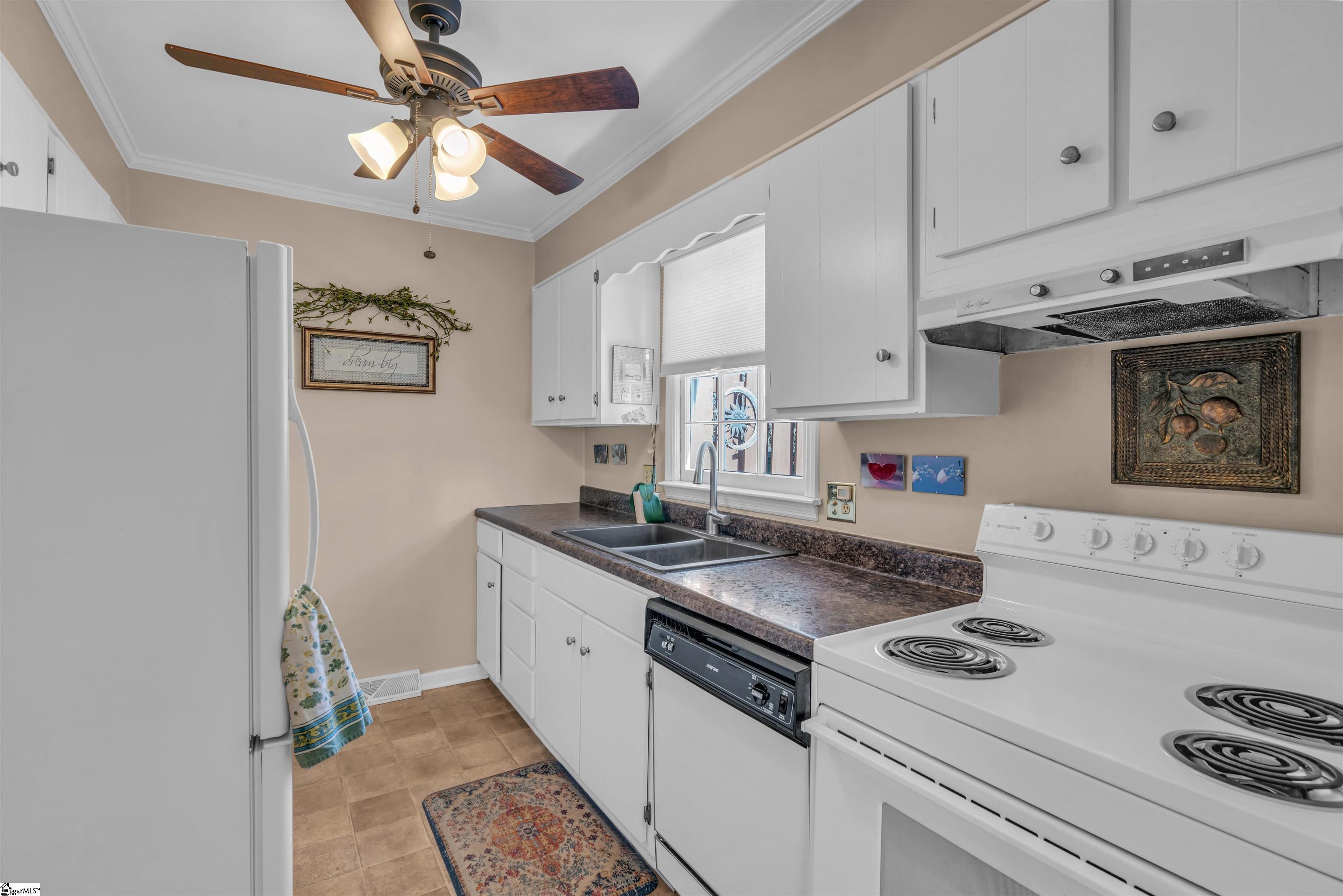 815 Edwards Road, Unit 72A Greenville, SC 29615 - Photo 11 of 26