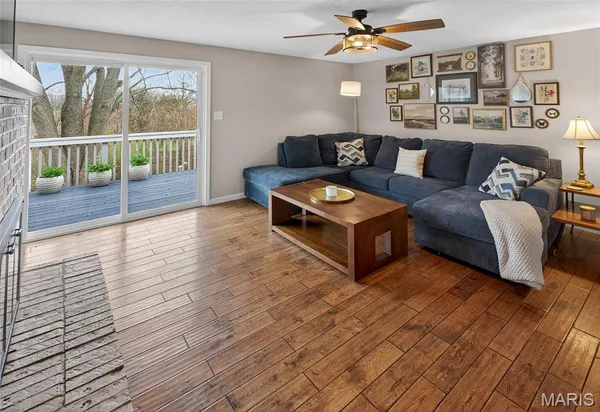 $299,900 | 237 Rolling Hills Drive, Cape Girardeau, MO 63701