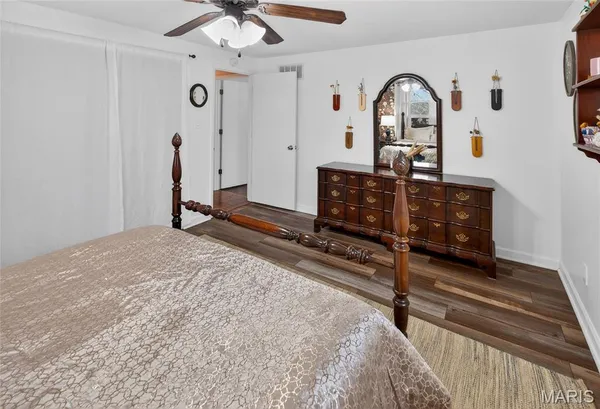 $299,900 | 237 Rolling Hills Drive, Cape Girardeau, MO 63701