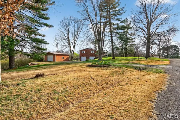 $299,900 | 237 Rolling Hills Drive, Cape Girardeau, MO 63701