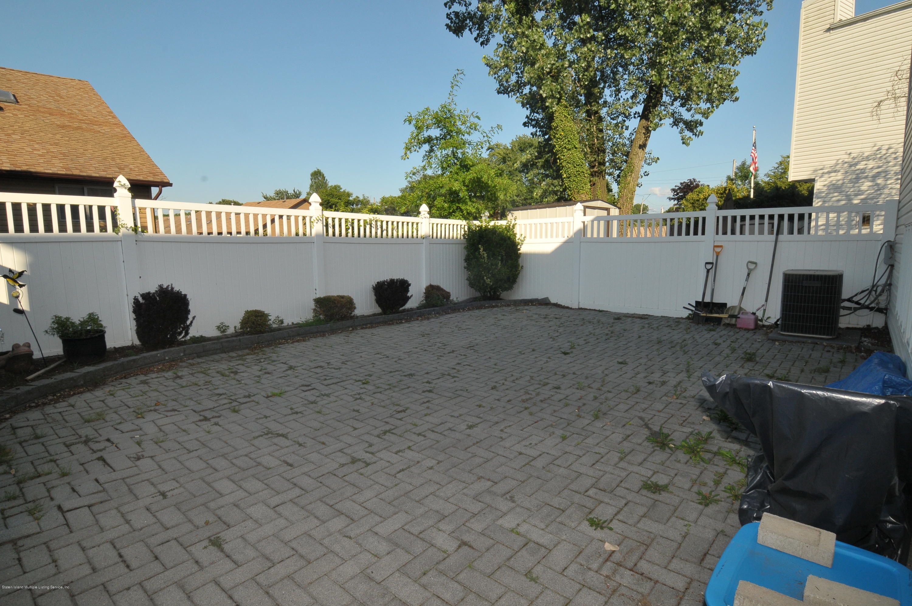 346 Green Valley Road Staten Island, NY 10312 - Photo 22 of 23 6DFB793C-A5BB-4B81-9E48-4E59F72FE390