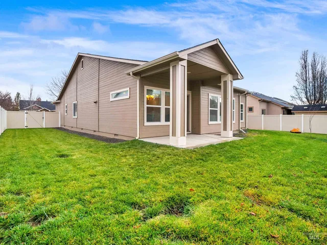 $450,000 | 10306 Fallow Field Street, Nampa, ID 83687