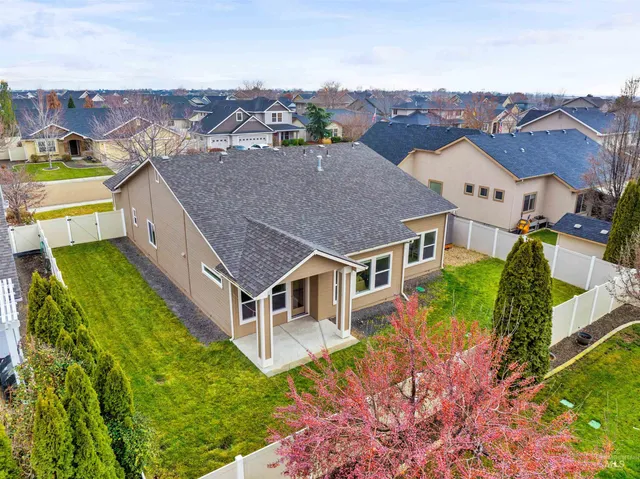 $450,000 | 10306 Fallow Field Street, Nampa, ID 83687