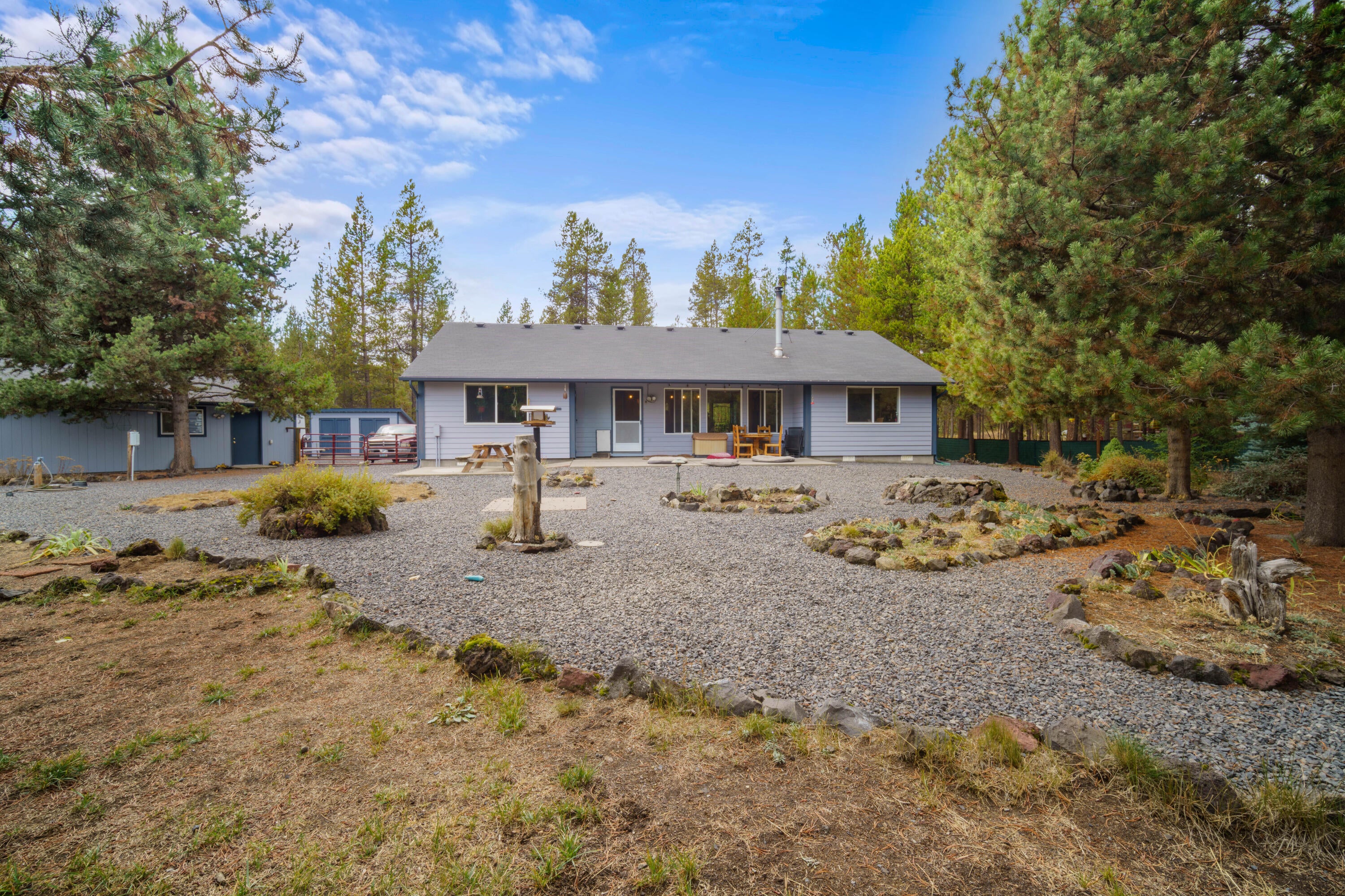 55884 Black Duck Road Bend, OR 97707 - Photo 22 of 41 55884 Black Duck-25