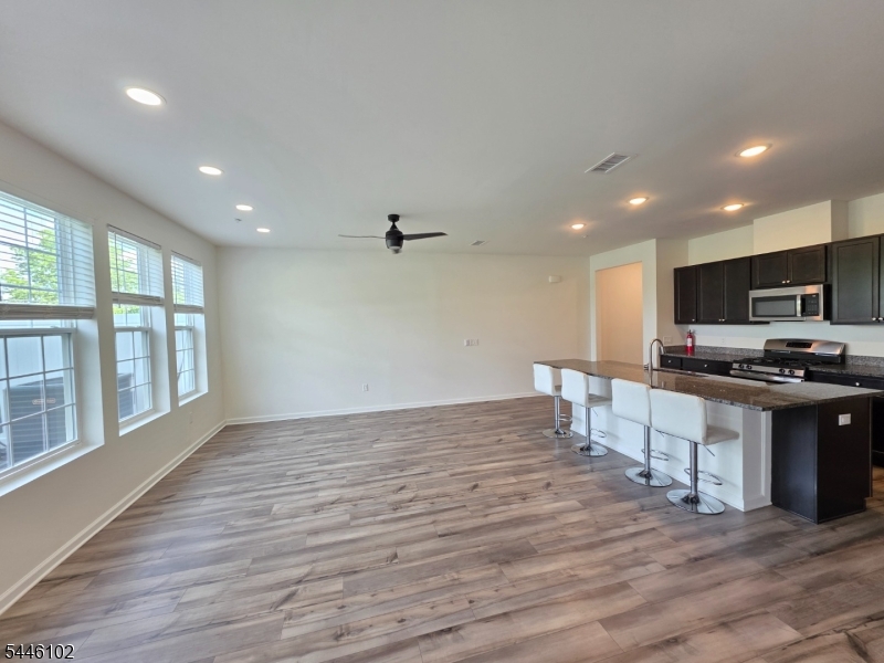 82 Depot Way Dunellen, NJ 08812 - Photo 8 of 16