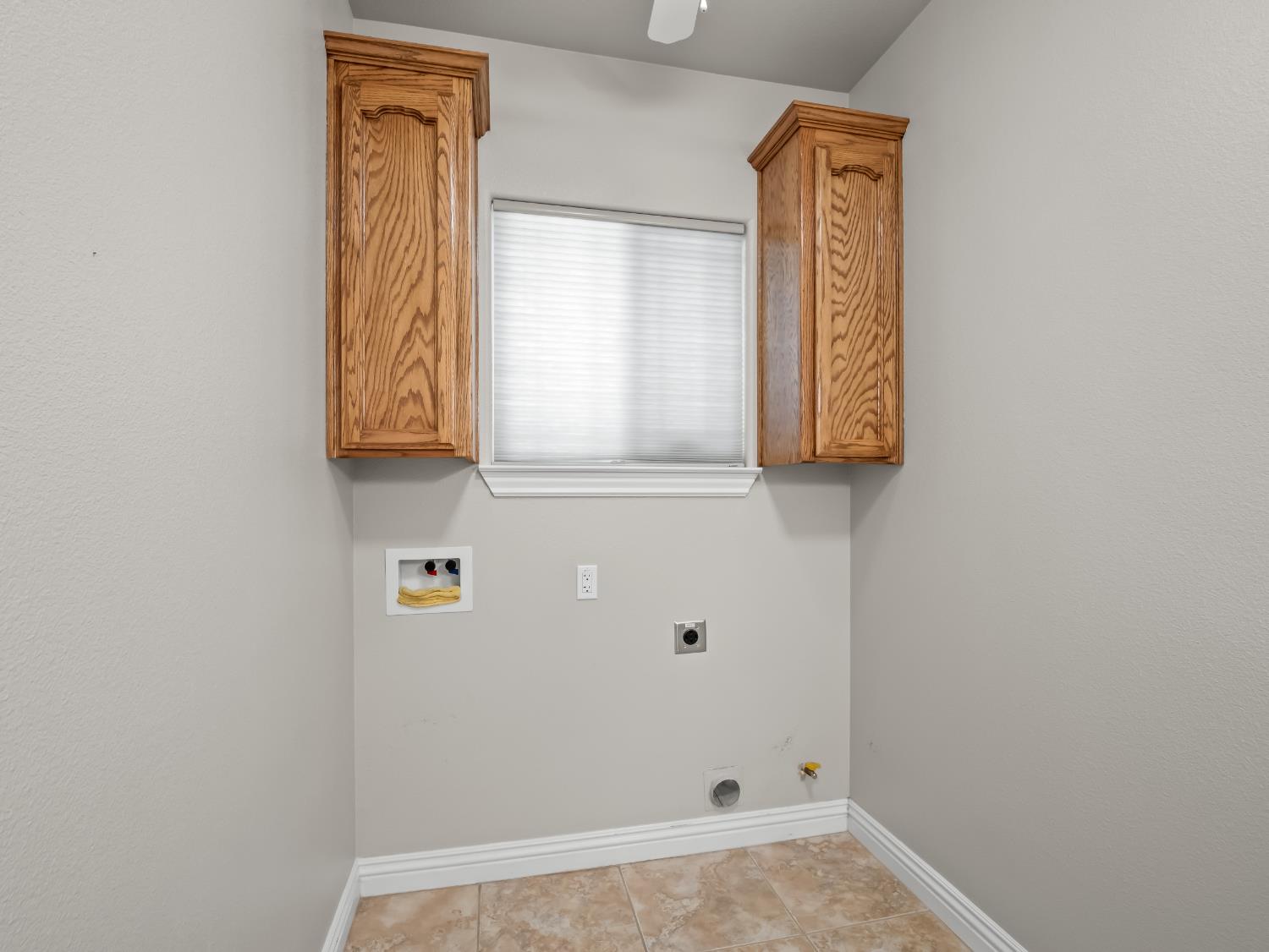 16389 Monreal Road Madera, CA 93636 - Photo 31 of 52