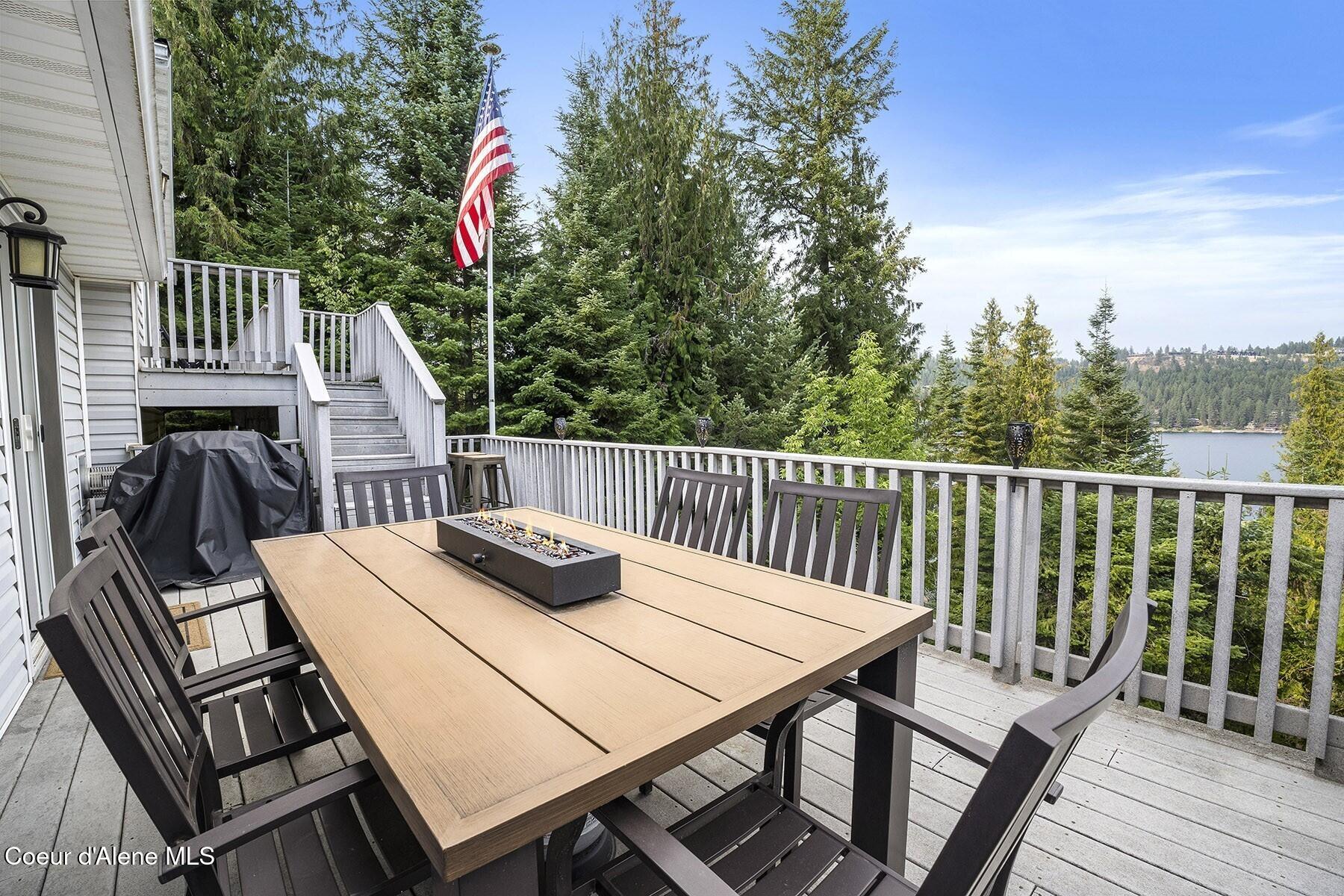 19820 South Alcan Road Coeur D'Alene, ID 83814 - Photo 2 of 81 Secondary Waterfront with Slip