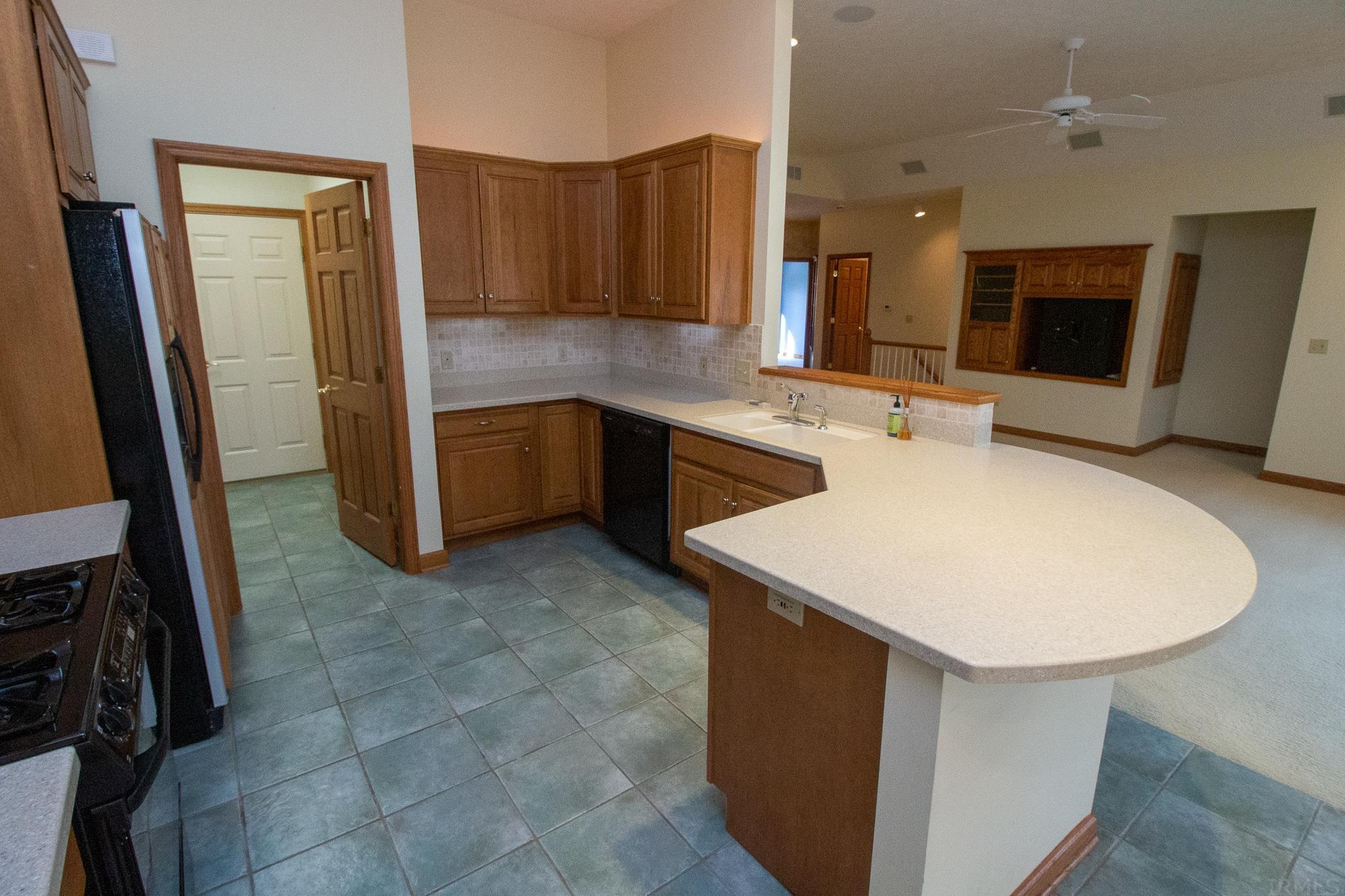1734 Skyline Road Lafayette, IN 47905 - Photo 11 of 32 Gallery Image 11