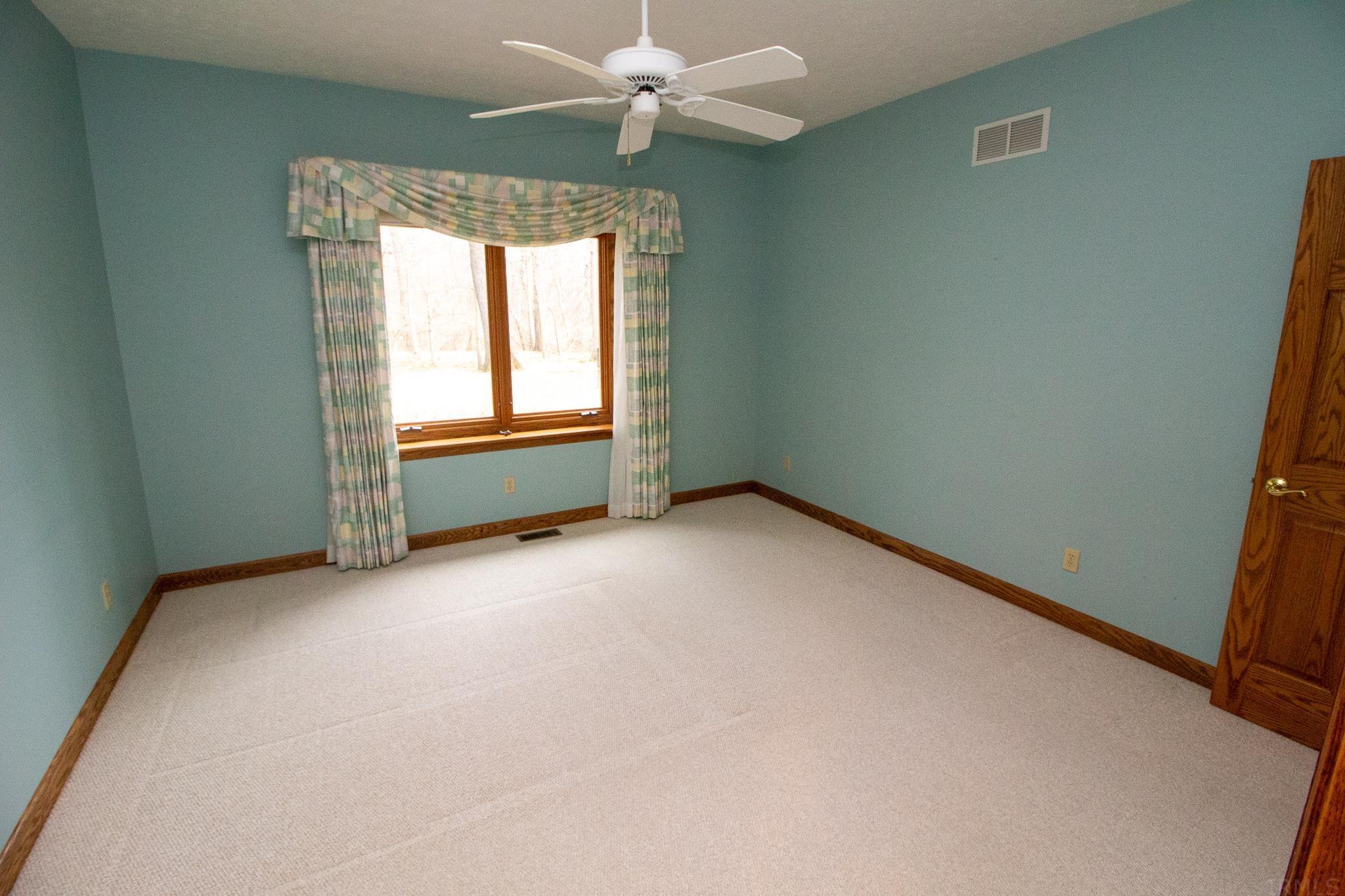 1734 Skyline Road Lafayette, IN 47905 - Photo 15 of 32 Gallery Image 15