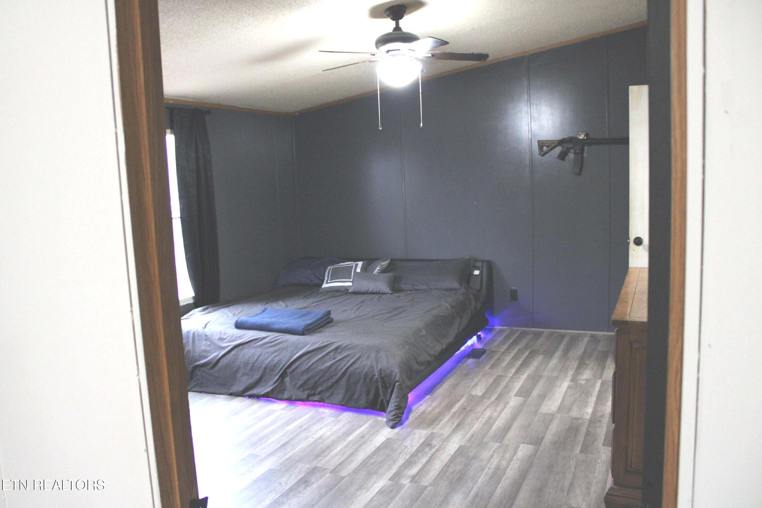 238 Hanging Rock Road Harriman, TN 37748 - Photo 7 of 11 1000008445