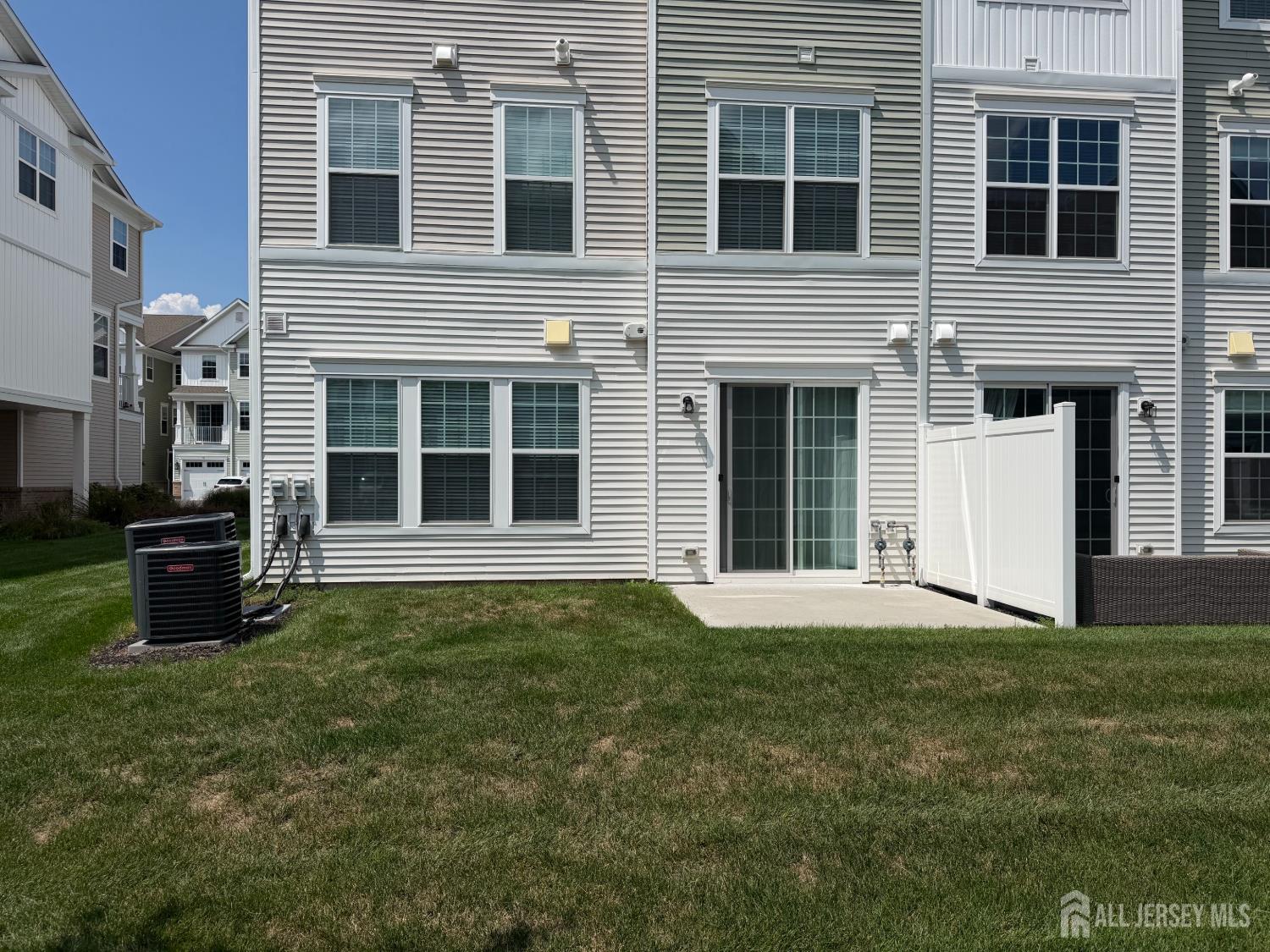 718 Station Road Dunellen, NJ 08812 - Photo 21 of 31 Gallery Image 21