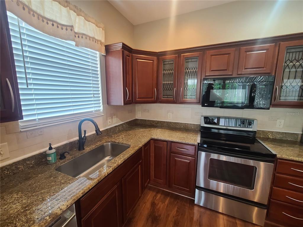 898 Moses Loop The Villages, FL 32162 - Photo 10 of 13