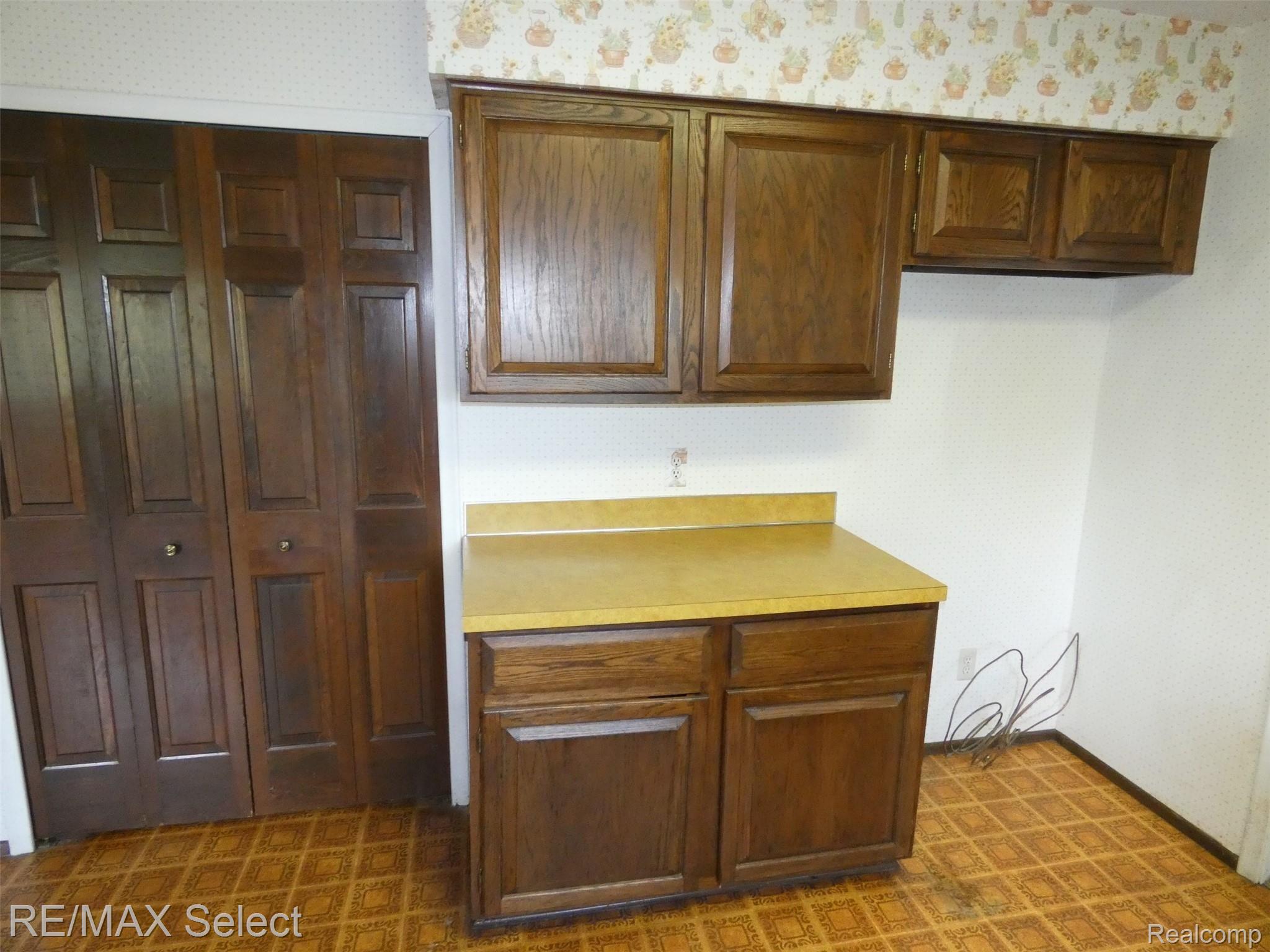 11505 Hartland Road Fenton, MI 48430 - Photo 8 of 35 Mikat 019 - Copy.JPG
