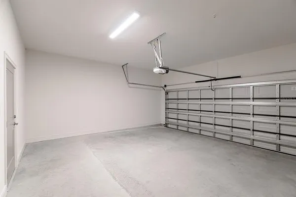 $3,336 | 1420 Lakefront Drive, Unit TH206, Sarasota, FL 34240
