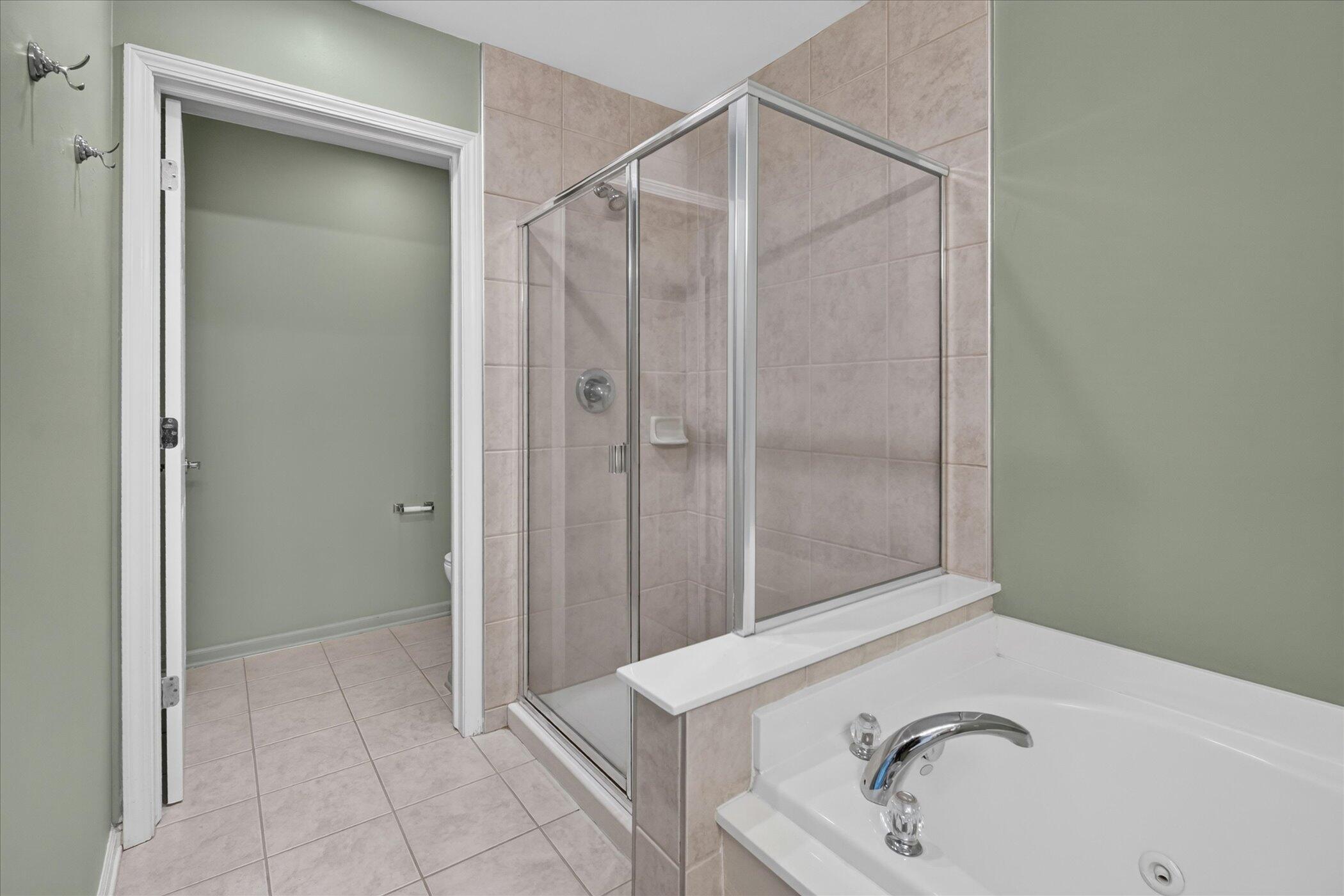 49816 Potomac Road, Unit 81 Canton, MI 48188 - Photo 27 of 49 30-49816-Potomac-Rd-Canton-Township-Wind