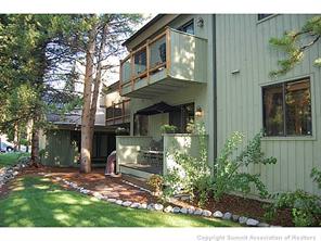 1937 Soda Ridge Road, Unit 1140 Keystone, CO 80435 - Photo 16 of 20 a front view of a house with garden