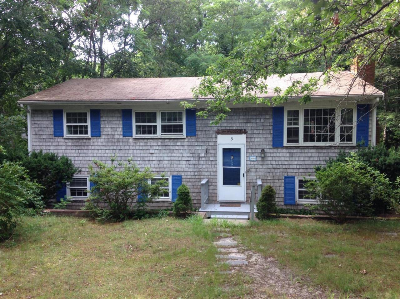 5 Hayes Road Centerville, MA 02632 - Photo 1 of 2 Primary Photo
